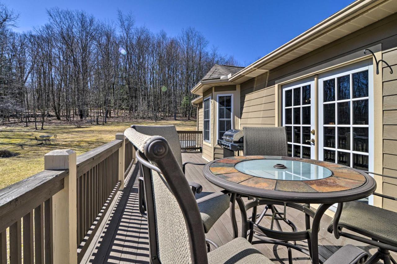 Private Family Home With Deck, Porch And Forest Views! McComas Beach Eksteriør billede