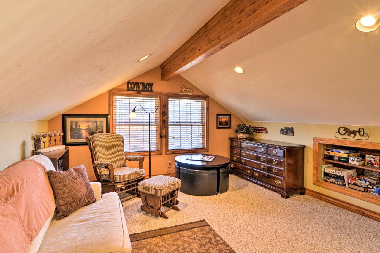 Private Family Home With Deck, Porch And Forest Views! McComas Beach Eksteriør billede