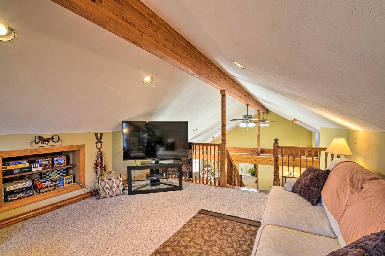Private Family Home With Deck, Porch And Forest Views! McComas Beach Eksteriør billede