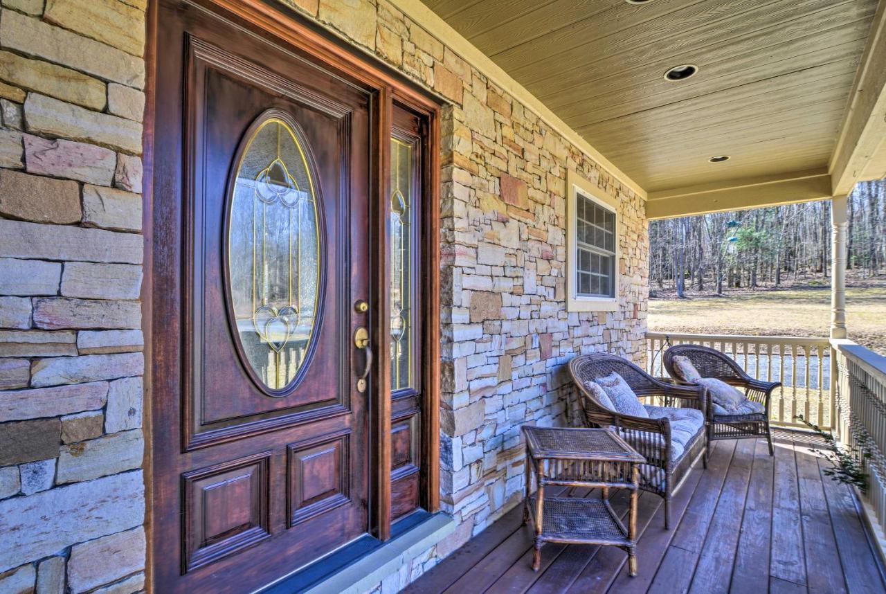 Private Family Home With Deck, Porch And Forest Views! McComas Beach Eksteriør billede